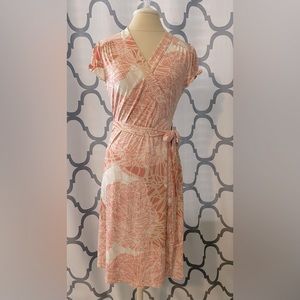 🤍Gianni Bini peaches and cream wrap dress🤍
